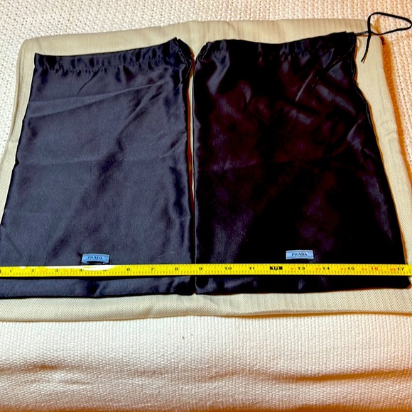 Two Prada Duffel bags - Picture 2 of 5